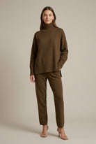 Gebreide Tweedelige Loungeset met Col en Wijde Broek – Coffee