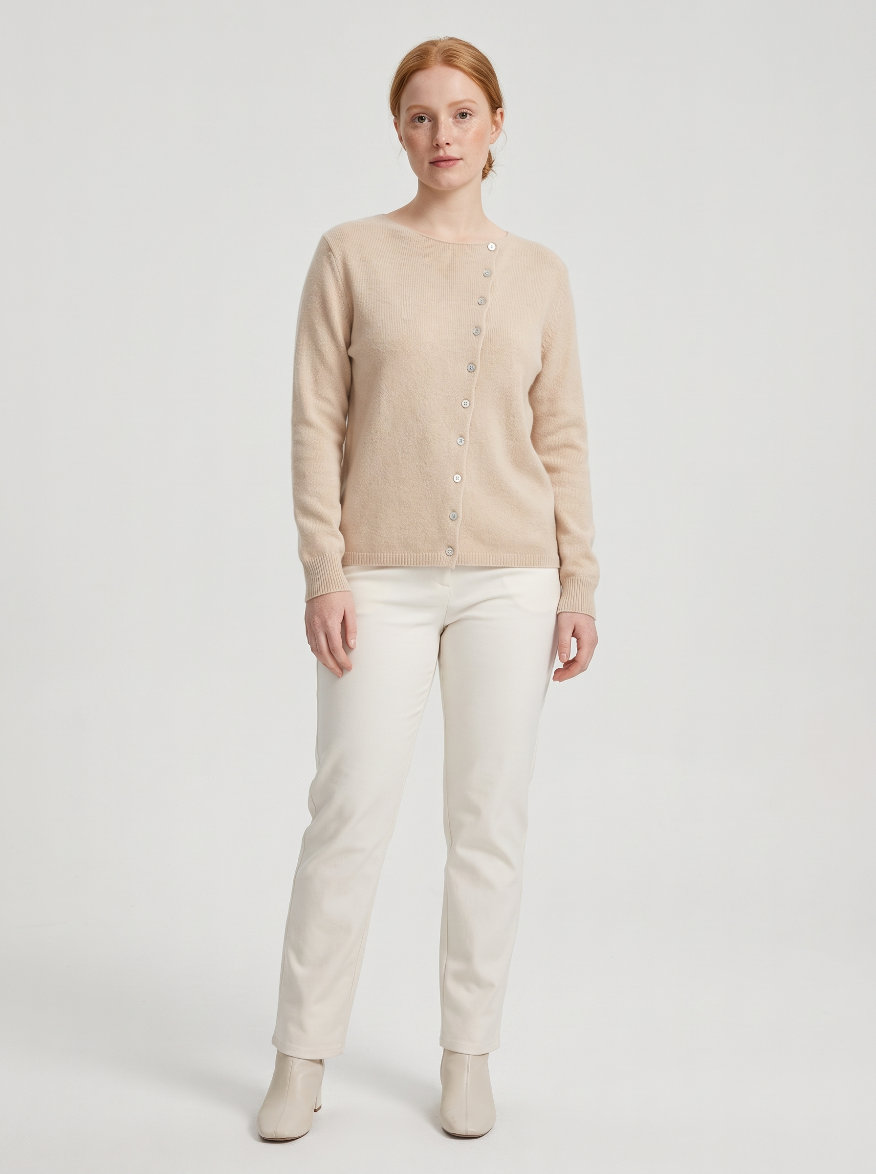Gebreide Dames Cardigan met Knoopsluiting en Zachte Pasvorm – Crème