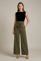 Wijde broek met hoge taille en strikceintuur – Olive Green